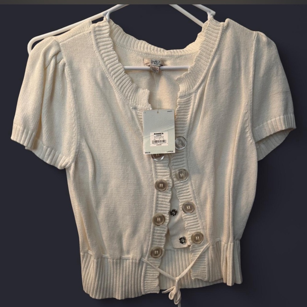 Kohl's Cream Short Sleeve Button Front Cardigan Sweater
